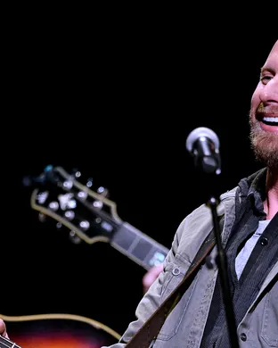 Dierks Bentley Bristow